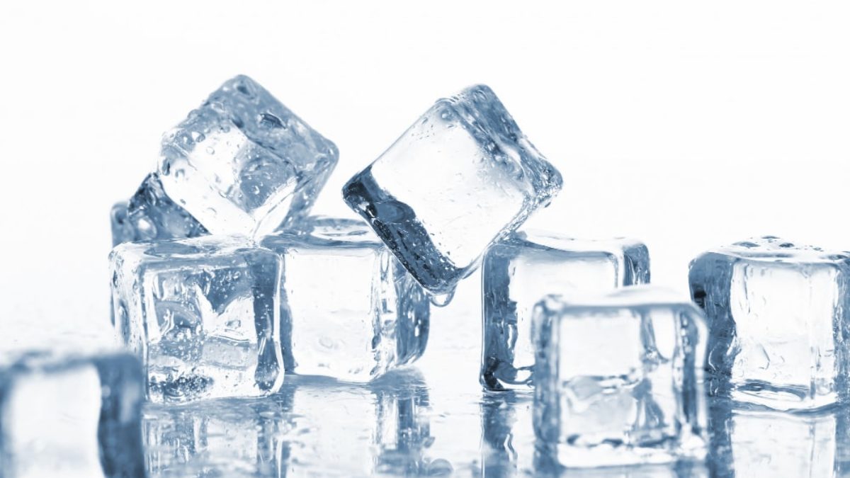 https://www.elbotijo.es/wp-content/uploads/2021/04/wet-and-cold-ice-cubes-min-3-1200x675.jpg