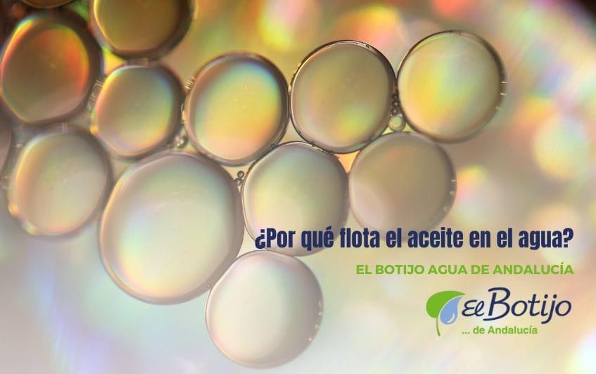 Por que flota aceite en el agua