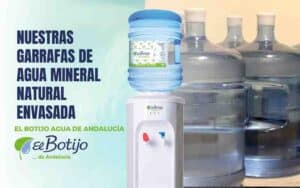 agua-envasada-garrafas